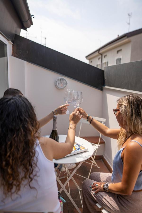 Invictus Apartment Brescia Exterior photo
